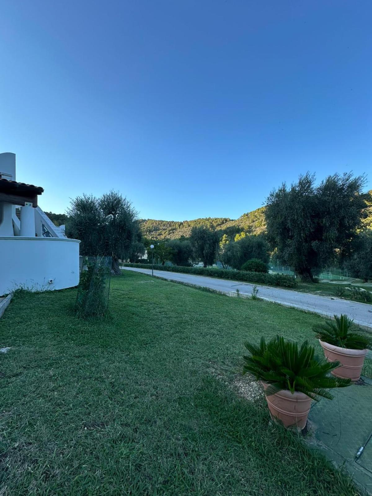 Villetta Roberto Le Macine Di Charme - Pugnochiuso Resort 维耶斯泰 外观 照片